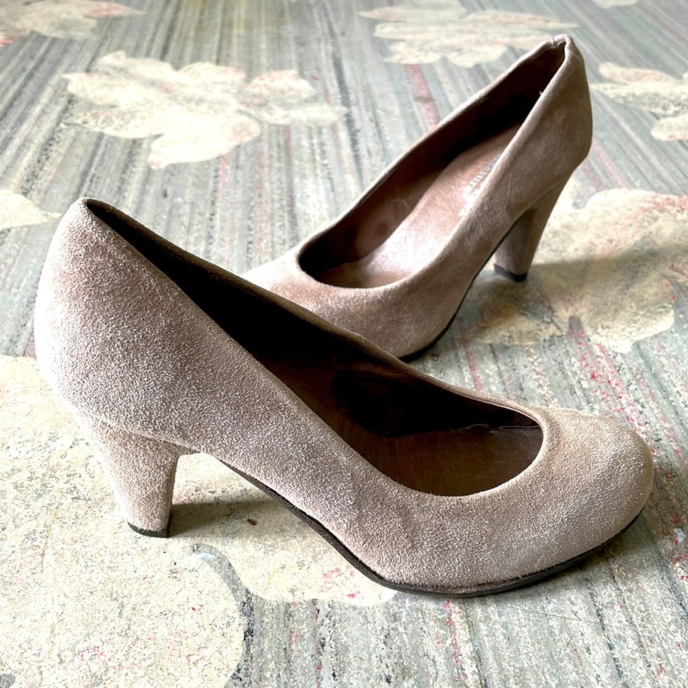Cordani calzature tan suede pumps EU36